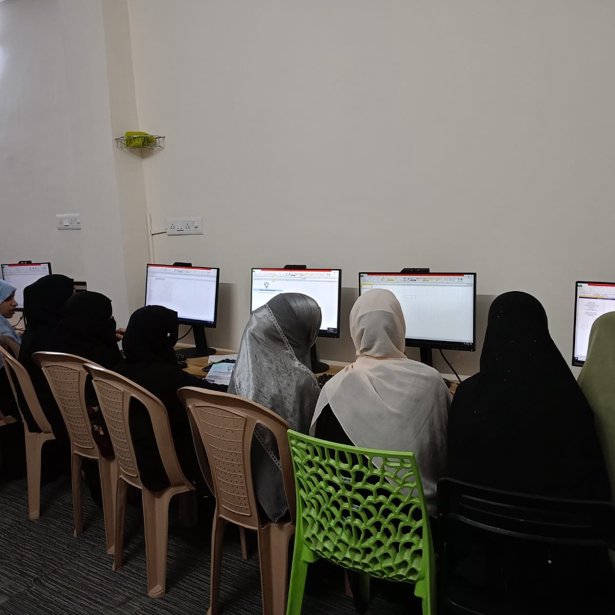 Computer training (DCA) session