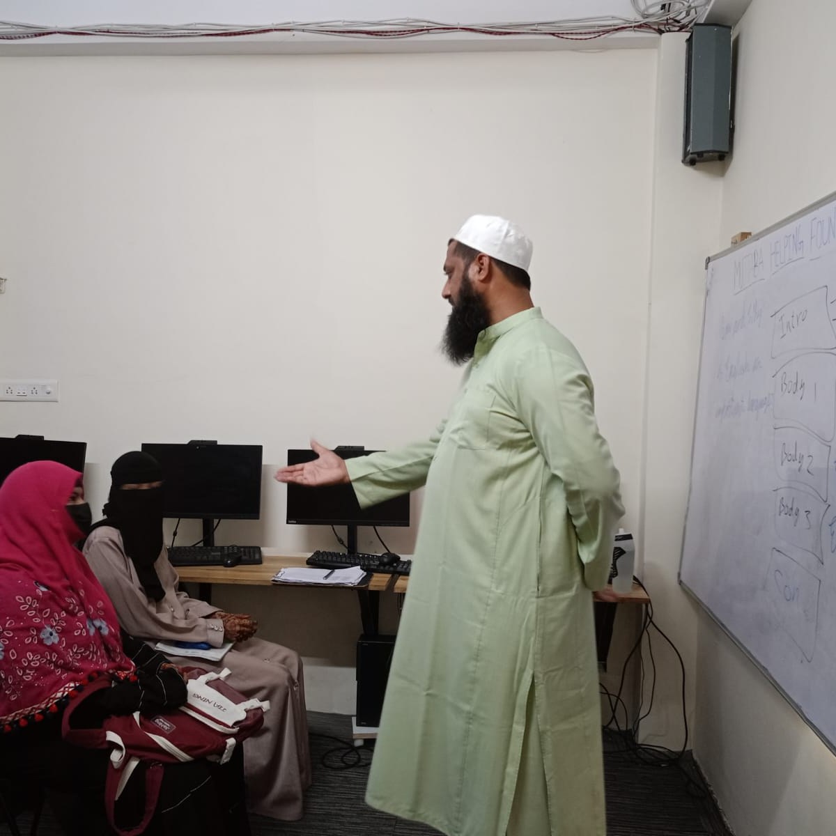 Spoken English class session
