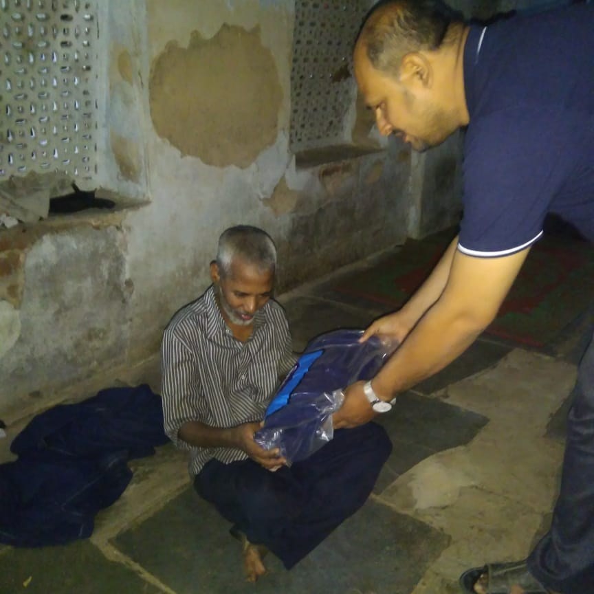 Blanket distribution drive